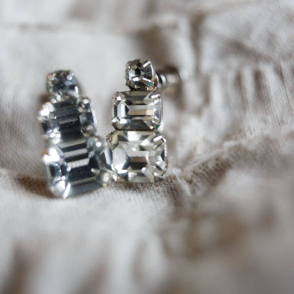 Vintage Screw Back Rhinestone Earrings